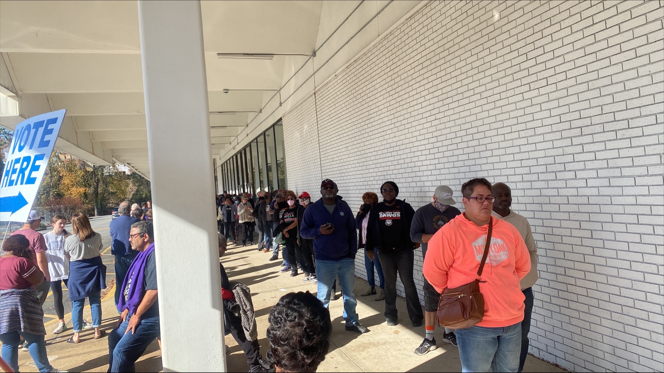 Early voting for U.S. Senate runoff sees long lines amid high turnout